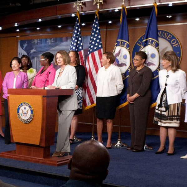 Are female politicians better advocates for their districts?